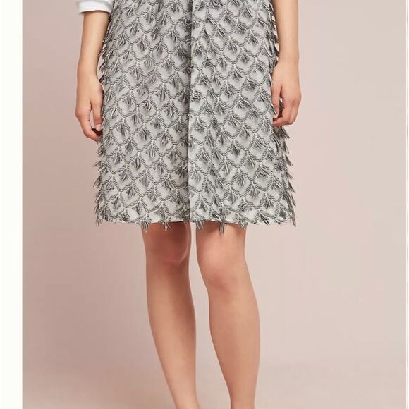 Anthropologie Textured shine skirt size XL 
New never worn before - Picture 2 of 9